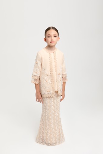 VELORA KURUNG KIDS IN NUDE